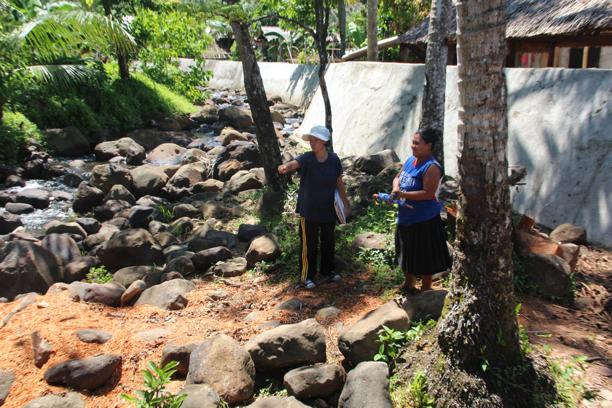 Last-minute construction saves community from Yolanda